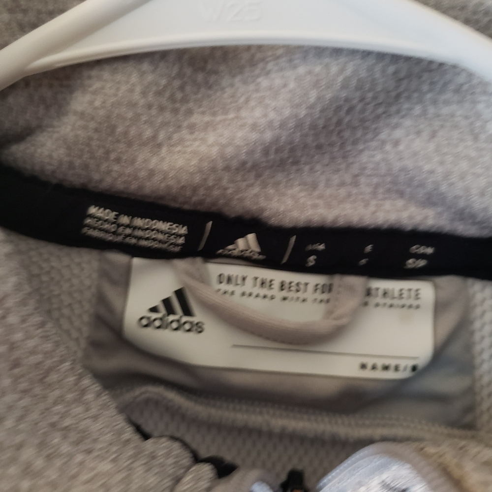Adidas Pullover Size S - Picture 4 of 4